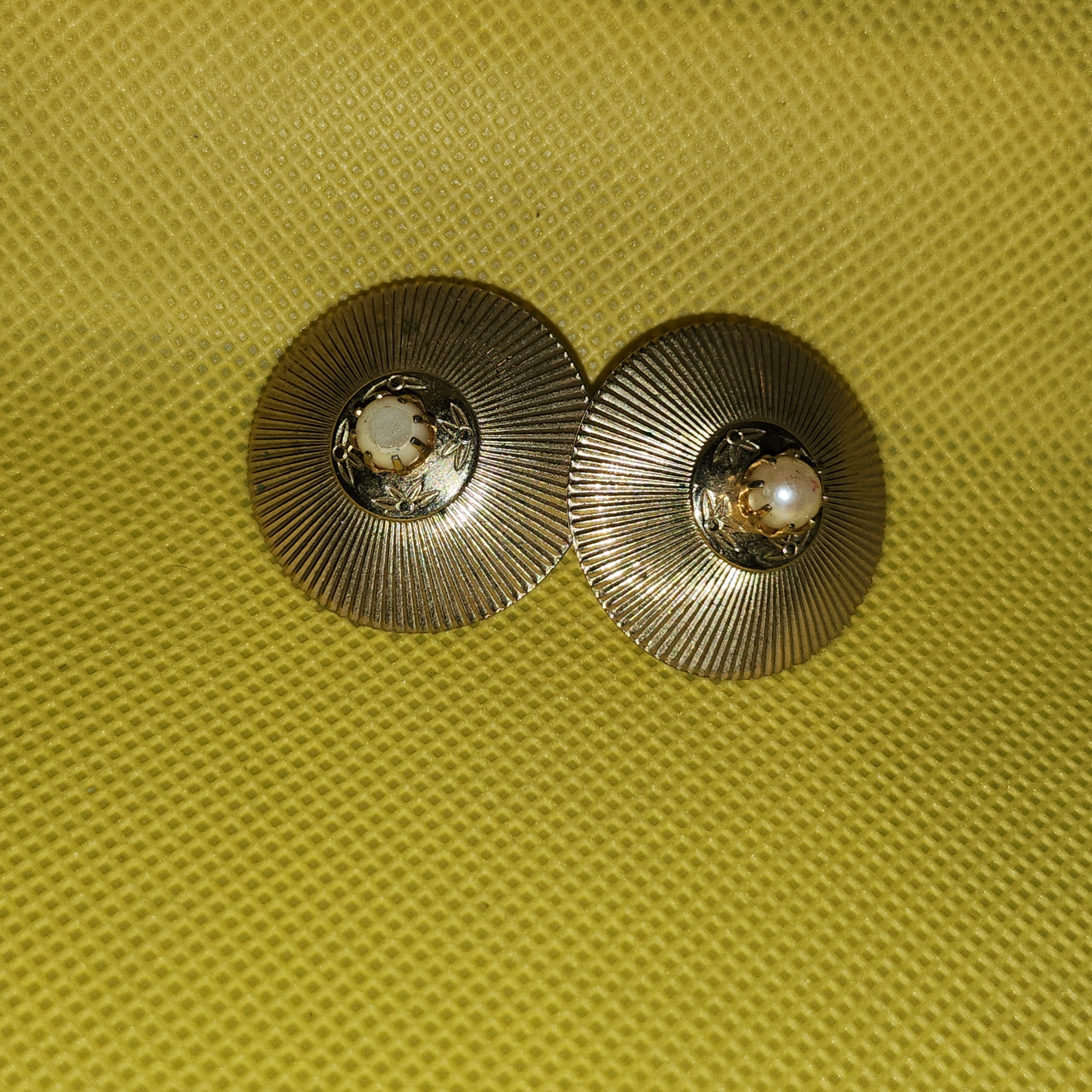 Coro Gold-Tone Earrings With Pearl Accent 12$